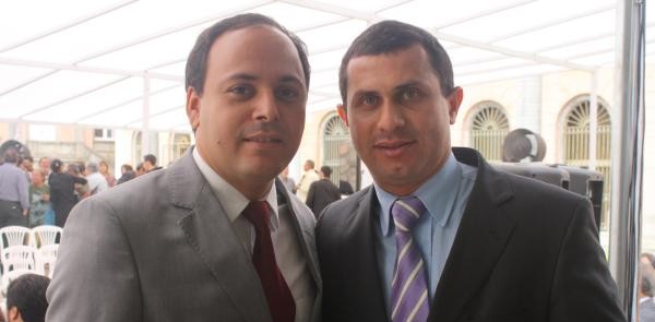 Rodrigo Neves e Felipe Peixoto, na foto ainda quando eram secretários do governador Sergio Cabral, vão disputar o segundo turno em Niterói