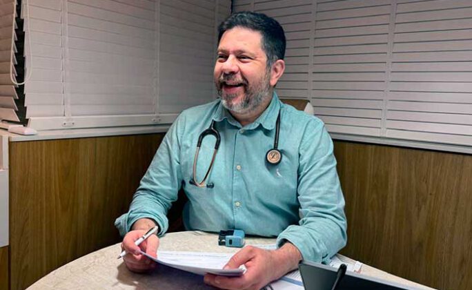 Médico Ricardo Bretas, Niterói