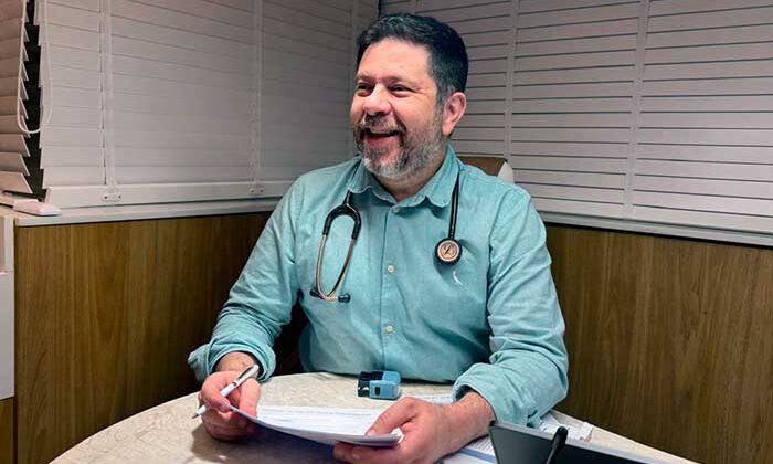 Médico Ricardo Bretas, Niterói