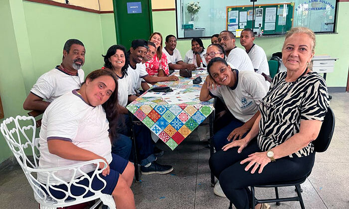 Vania Boechat, diretora da Escola Anne Sulivan, Niterói