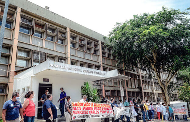 Protesto no Hospital Municipal Carlos Tortelly, Niterói