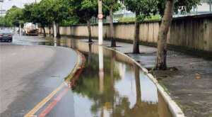 Ciclovia submersa no Gragoatá