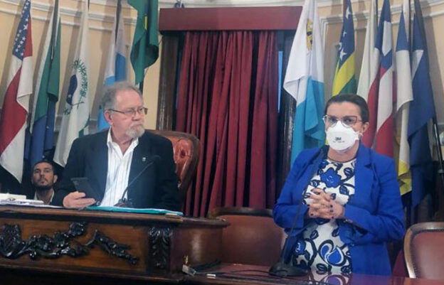 Paulo Eduardo e Renata Scarpa