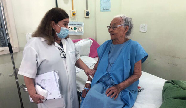 diretora Célia Maria