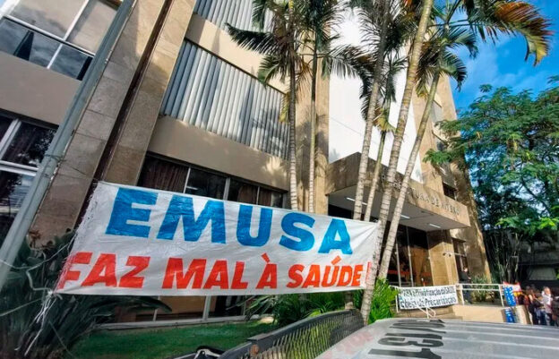 Protesto de servidores da saúde contra a Emusa, Niterói