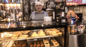 quibes, esfirras e doces do Kamilu's, em Icaraí