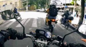 Motos barulhentas