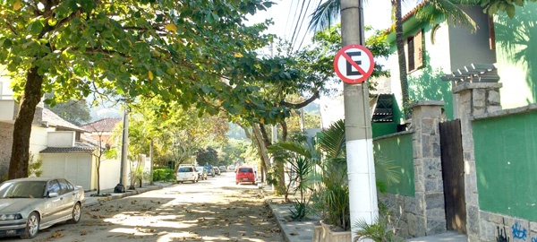 Proibido estacionar em Itacoatiara