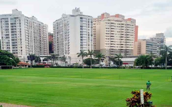 Gramado do Rio Cricket, Niterói