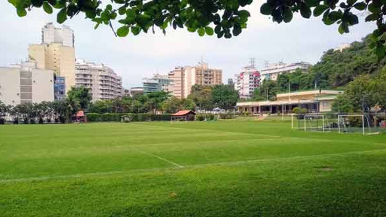 Sabemos que o campo do CPN é - Clube Português de Niterói