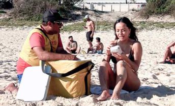 Sabrina Sato em Itacoatiara, Niterói
