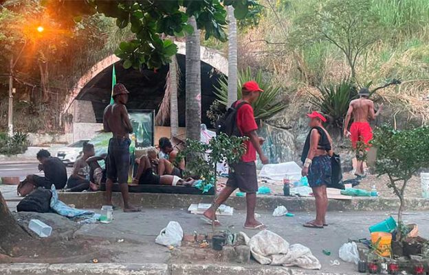 saída do túnel ocupada, Niterói