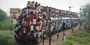 trem lotado em Niterói