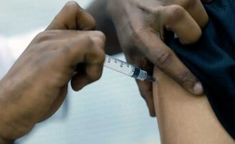 Vacinação contra gripe / Fernando Frazão / Agência Brasil