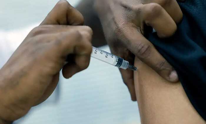 Vacinação contra gripe / Fernando Frazão / Agência Brasil