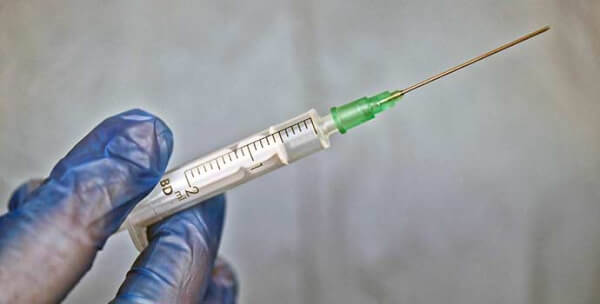 isolamento e vacina